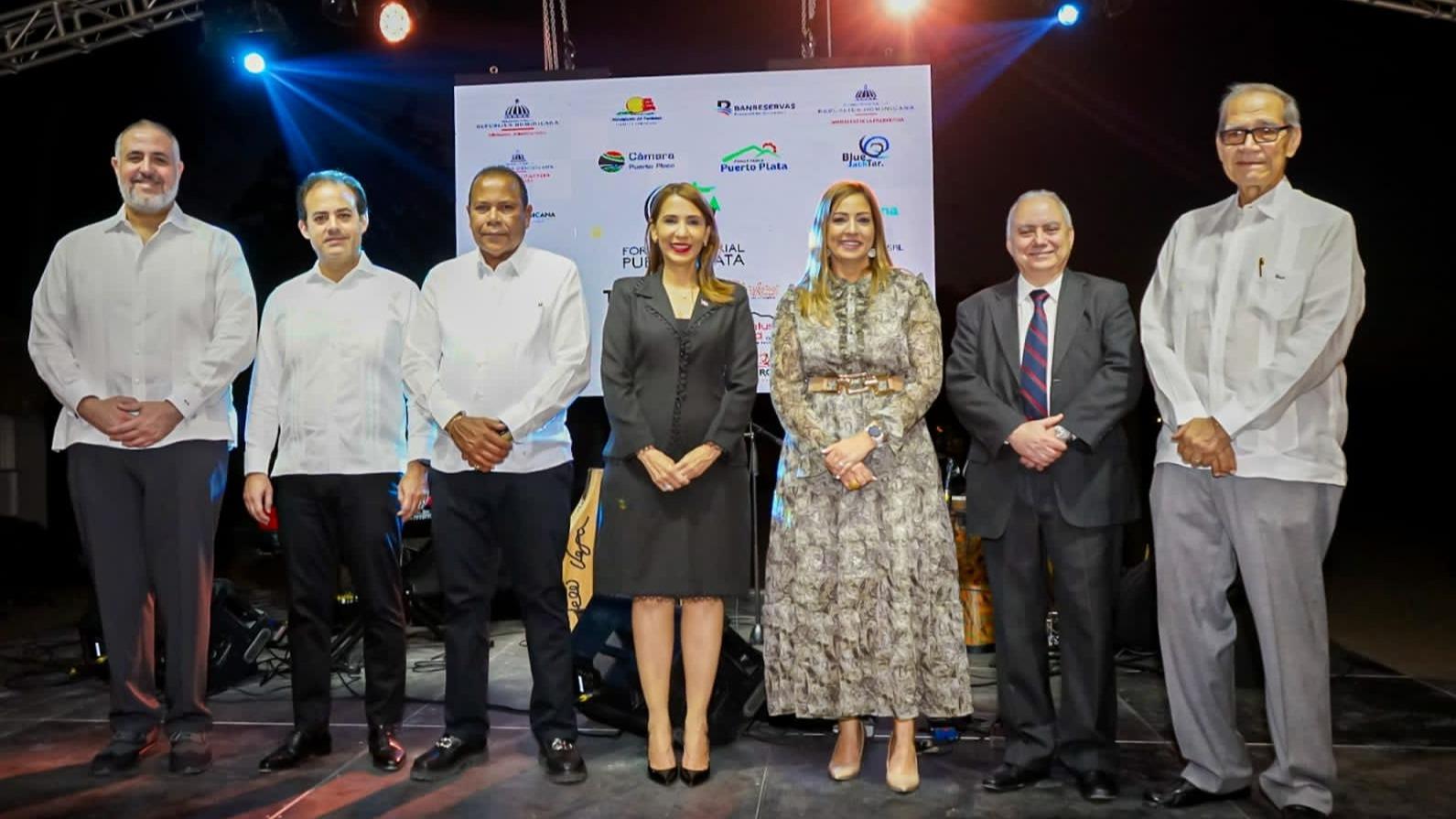 Inicia Foro Empresarial para impulsar la inversión en Puerto Plata   